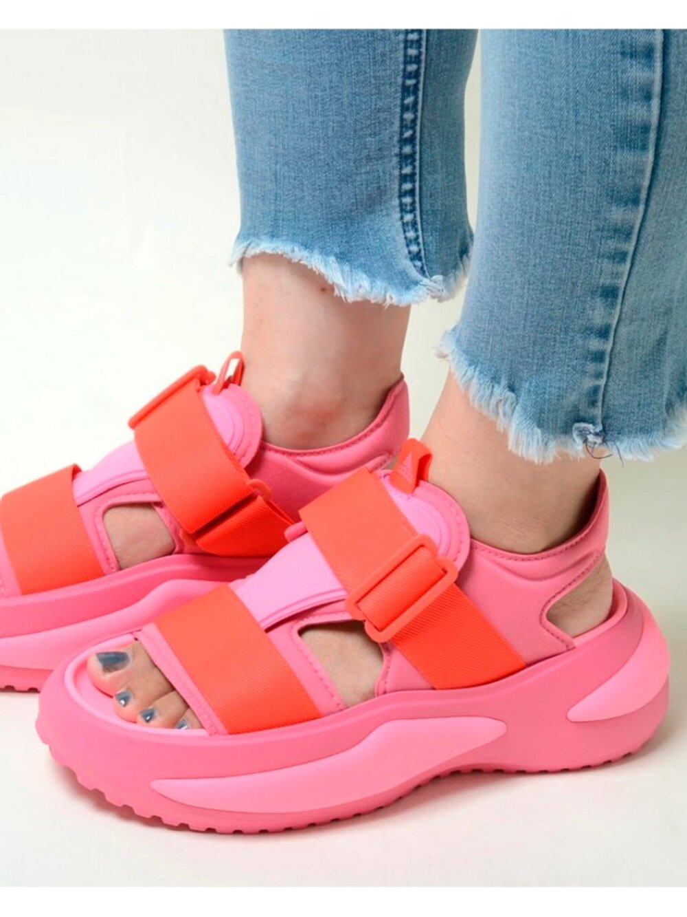 Adidas Women's Pink Fusion Bright Red Mehana Platform Sandals Size US 10